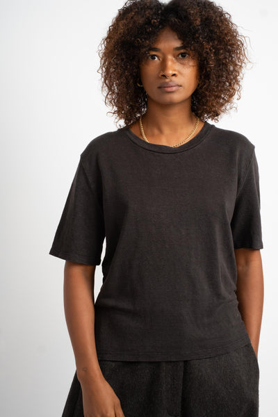 Dakota 100% Hemp Cropped Tee in Black