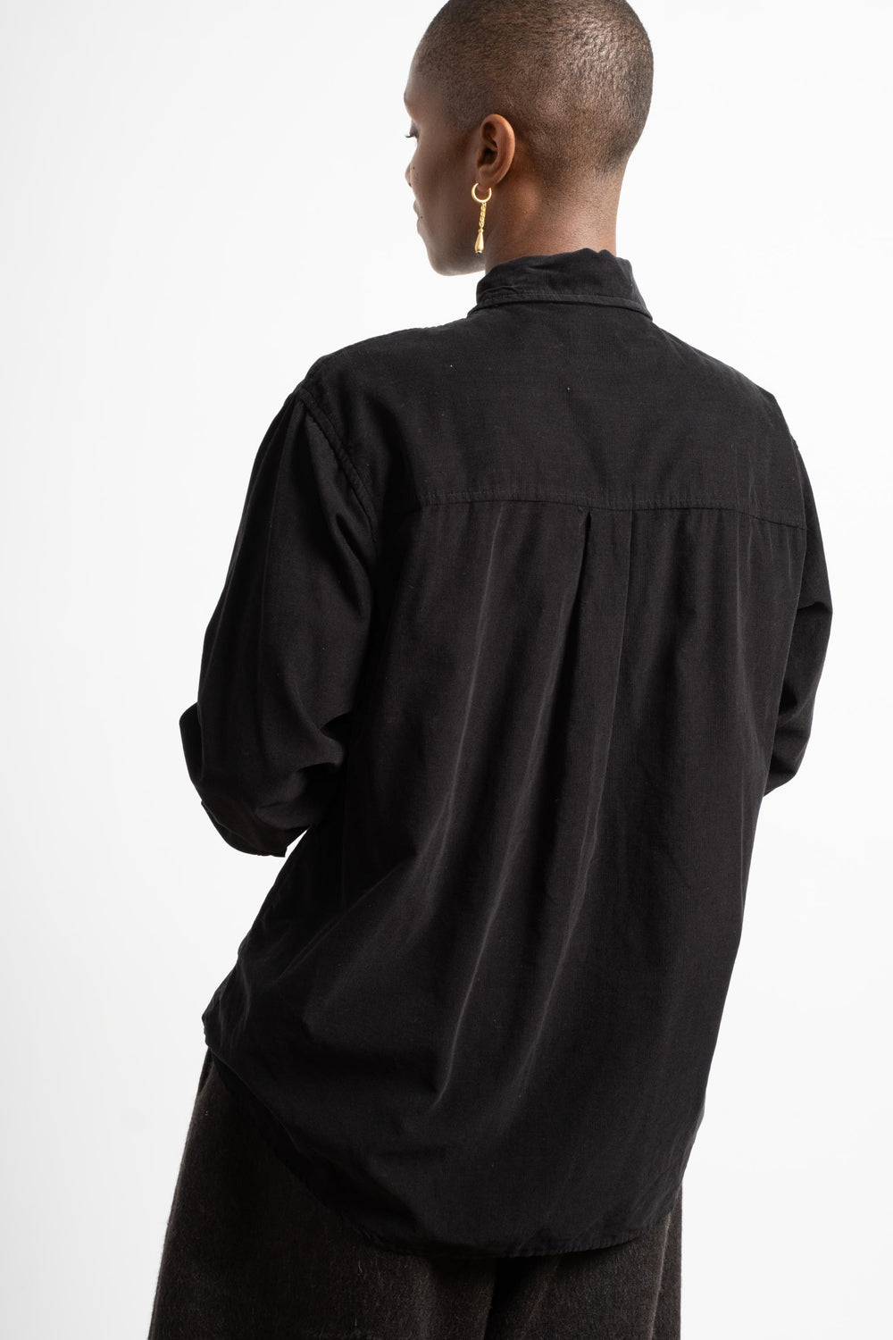 Joss Fine Wale Shirt in Black