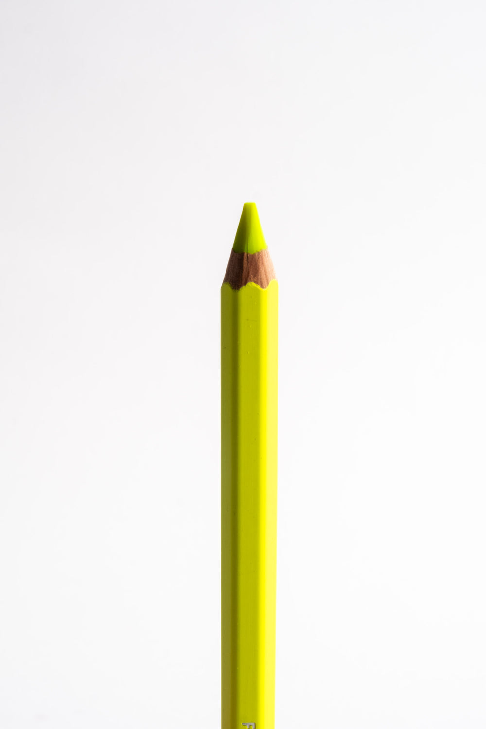 Maxi Pencil in Fluorescent Yellow