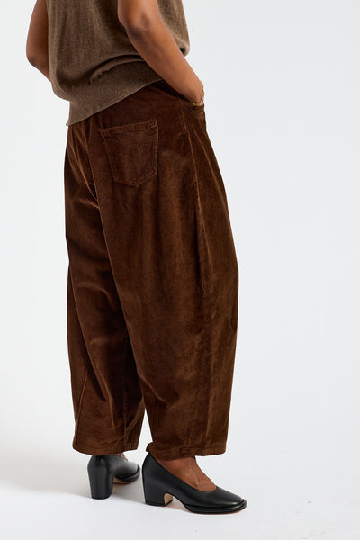 Corduroy Baggy Pant in Brown