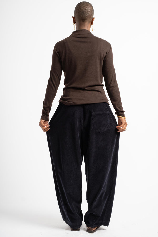 Corduroy Baggy Pants in Navy