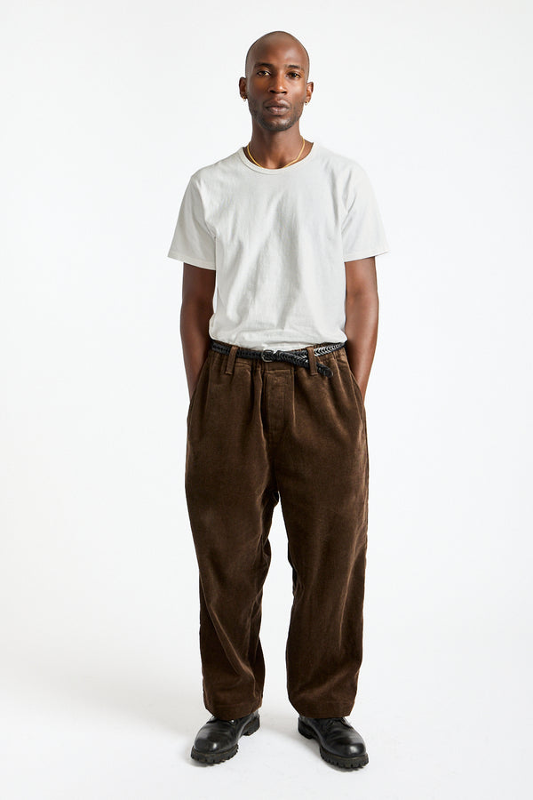 Elastic Pant Sumi Ink Corduroy in Brown