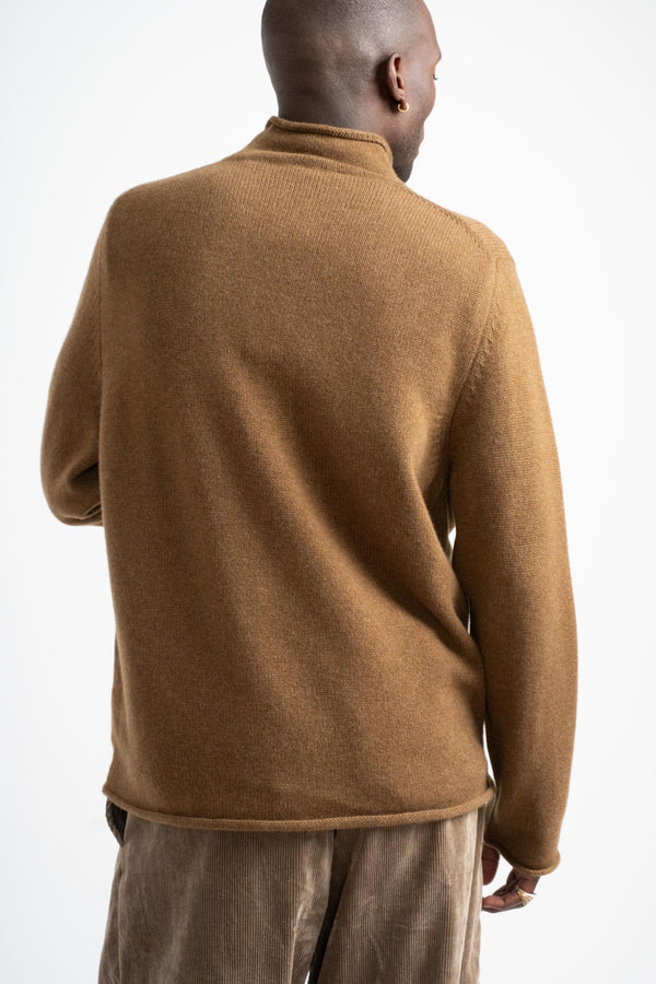 Rollneck Sweater in Dark Ochre Cashmere Lambswool