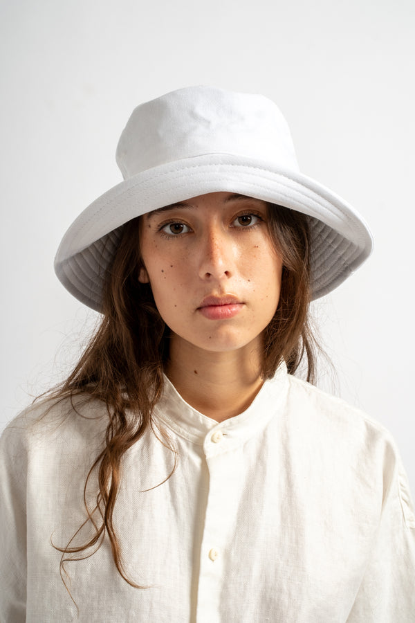 Luna Bucket Hat in White