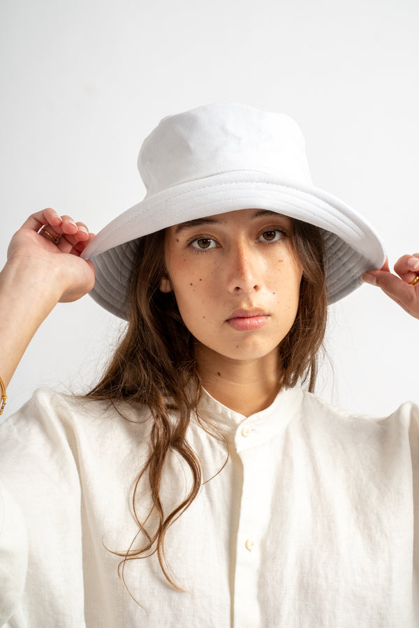 Luna Bucket Hat in White