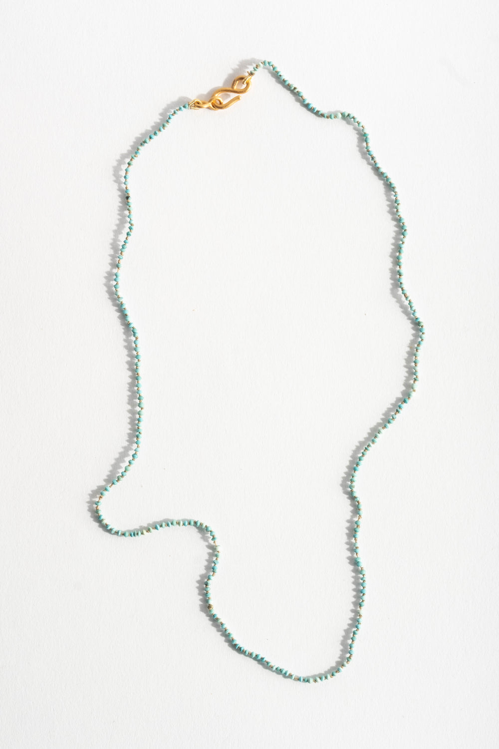 22K + Tiny Turquoise Strand