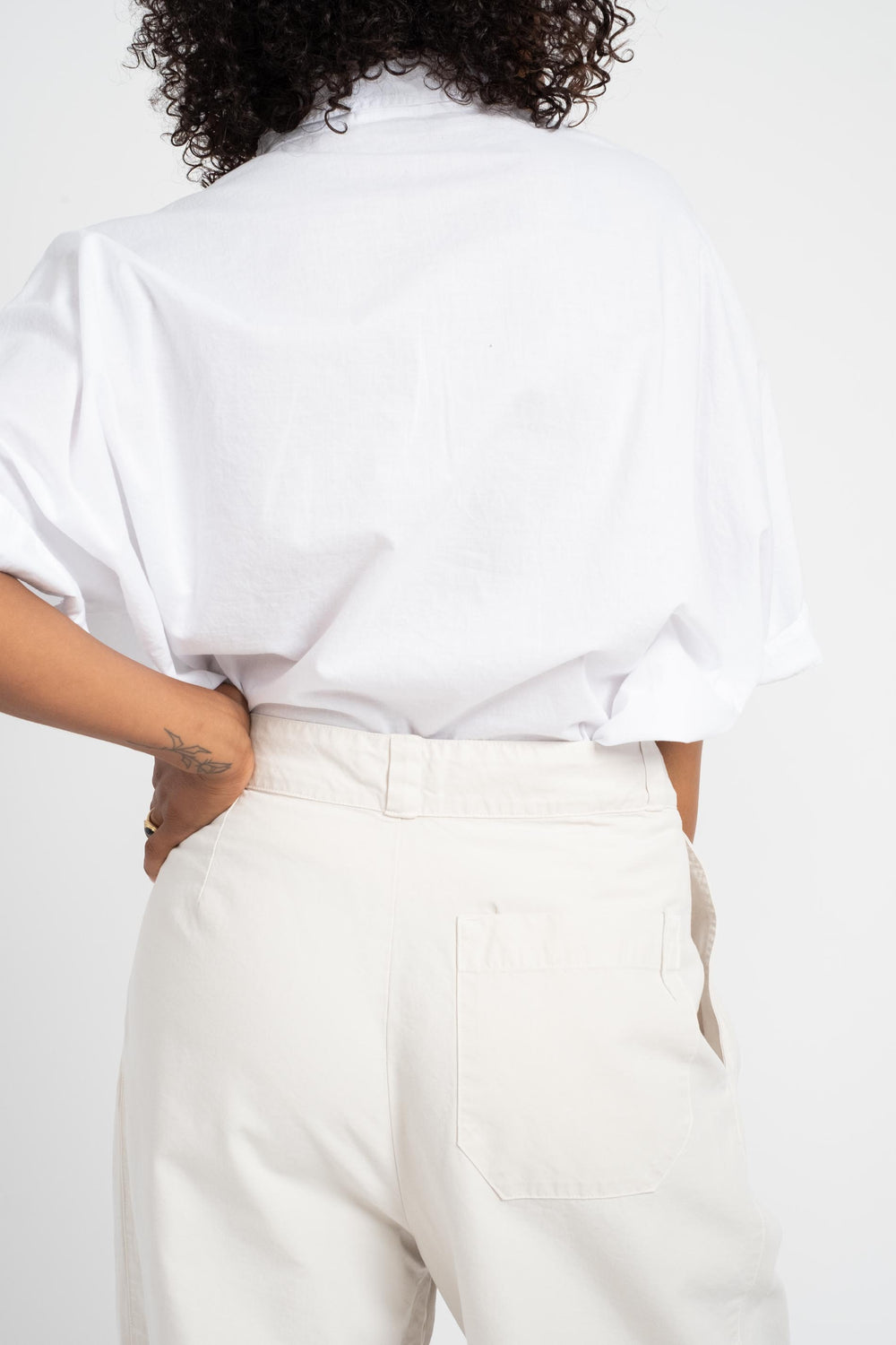 The Pleated Pant in Off White Twill