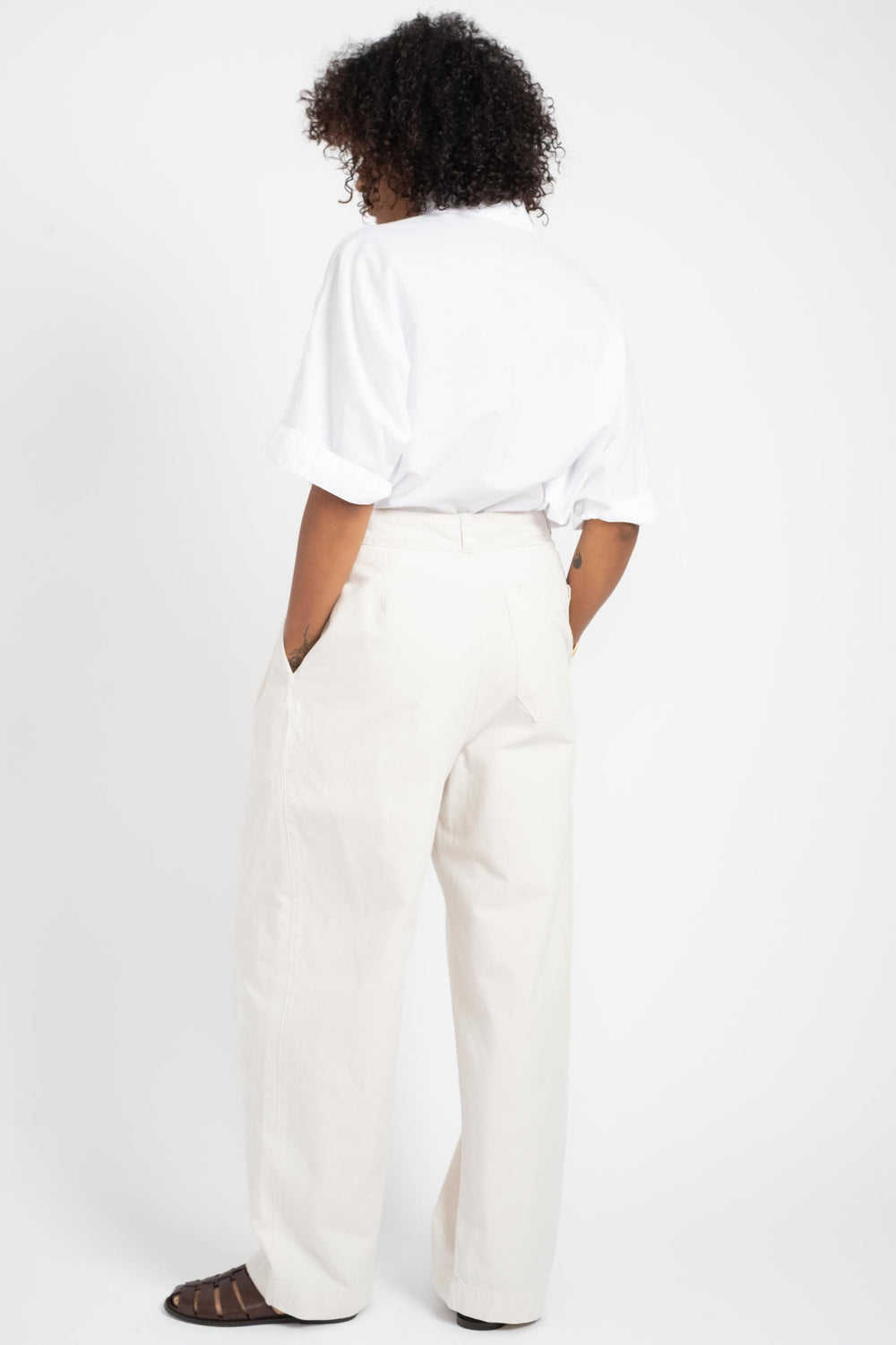 The Pleated Pant in Off White Twill