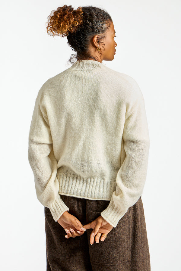Peru Knit Cardigan in White