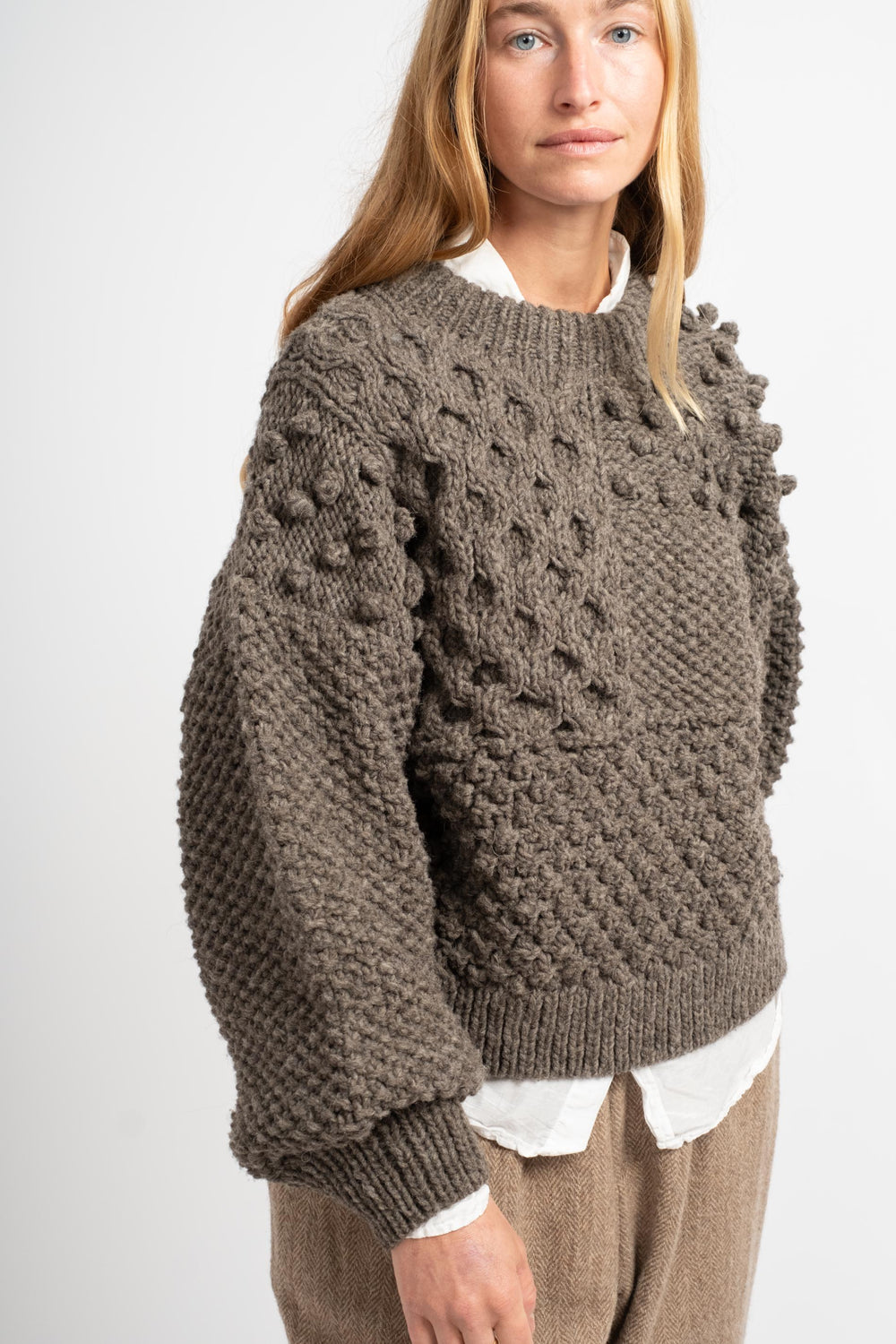 Peru Hand-Knit Pullover in Mocha