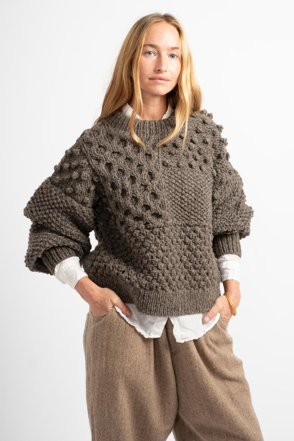 Peru Hand-Knit Pullover in Mocha