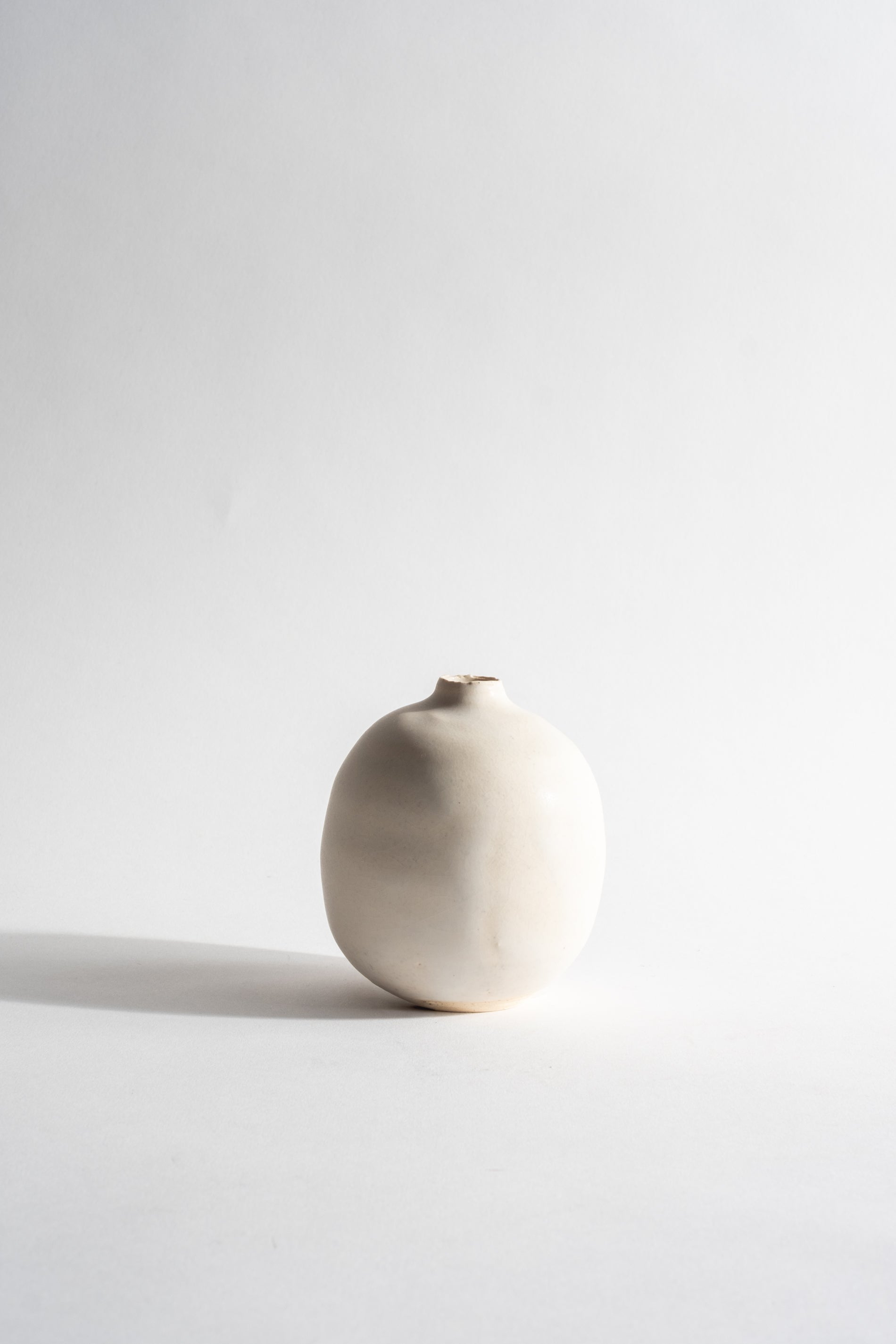 Tiny Oval Bottle Vase - Thumbnail 3