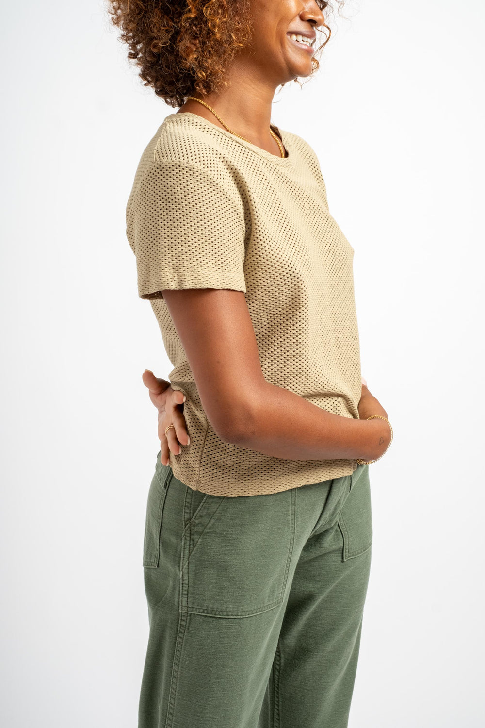Carmen Mesh Tee in Desert Khaki