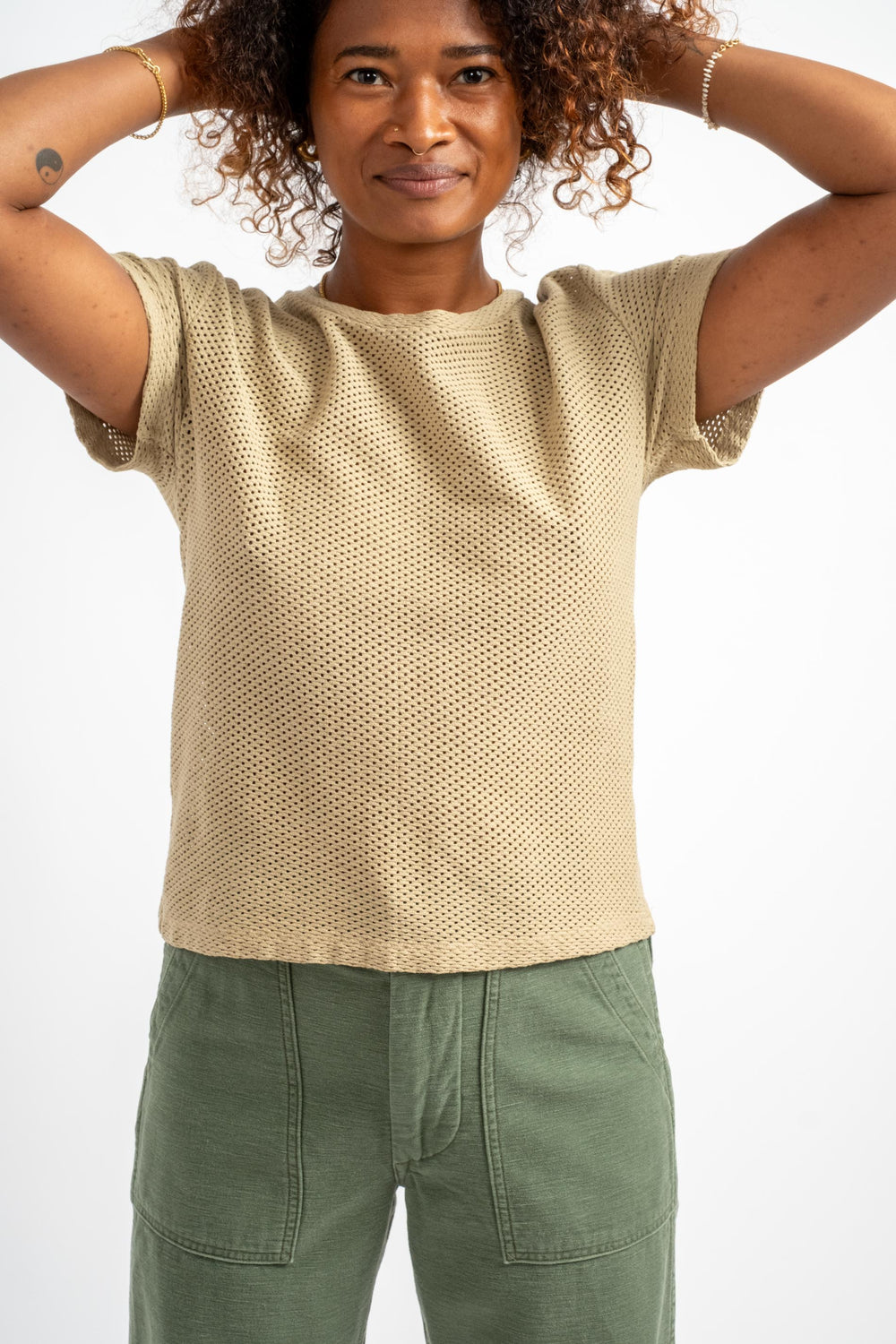 Carmen Mesh Tee in Desert Khaki
