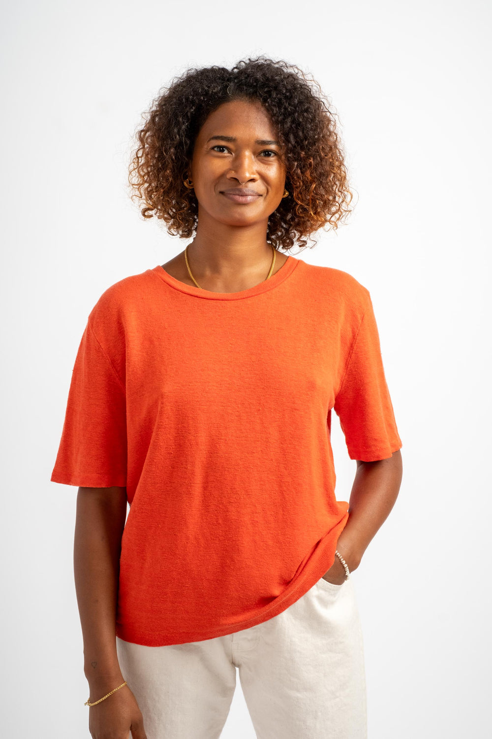Dakota 100% Hemp Cropped Tee in Poppy Red