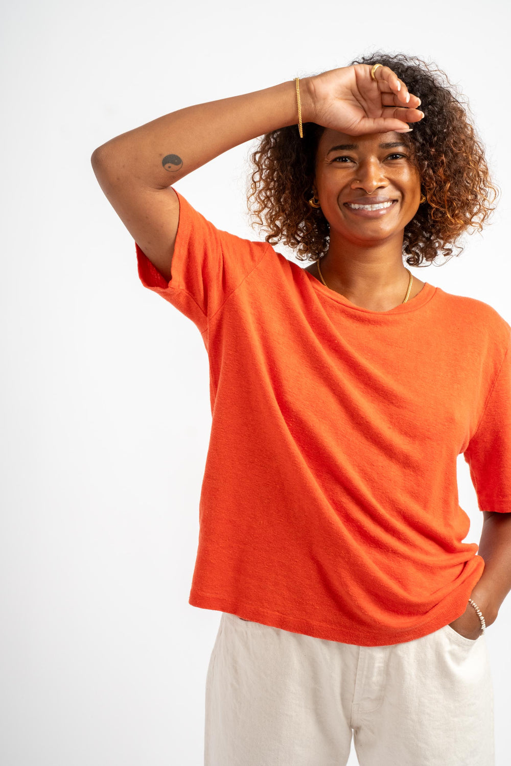 Dakota 100% Hemp Cropped Tee in Poppy Red