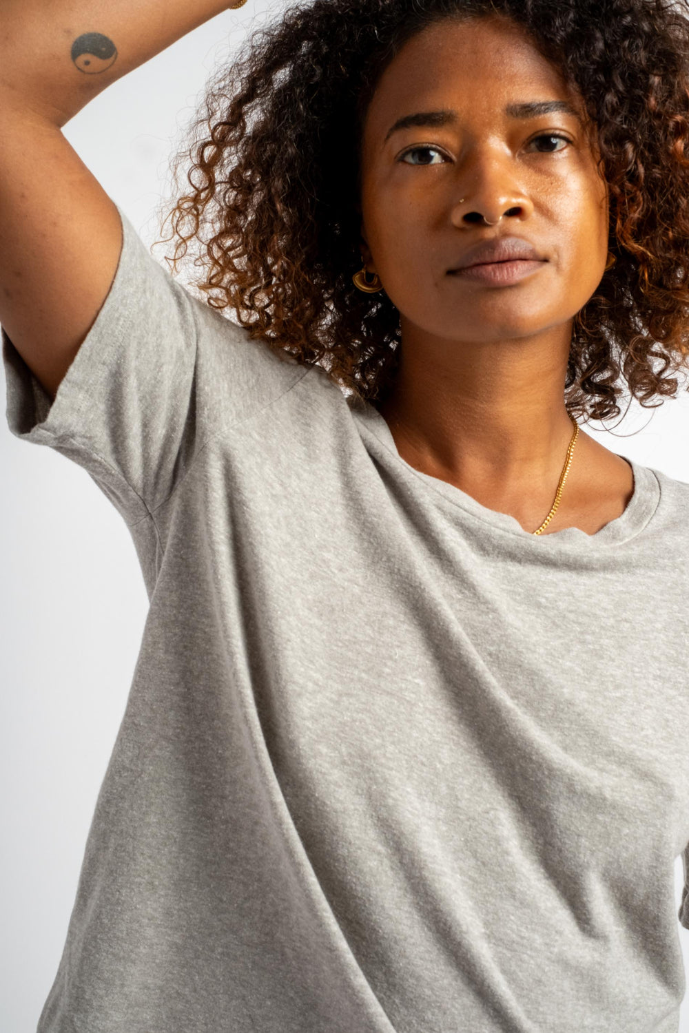 Silverlake Cropped Heather Tee in Athletic Gray