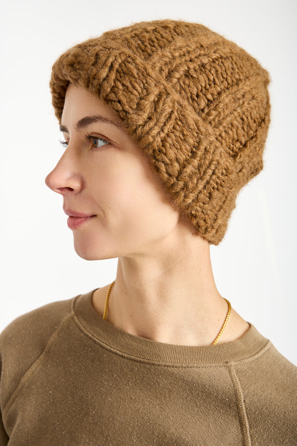Cashmere Beanie in Mocha