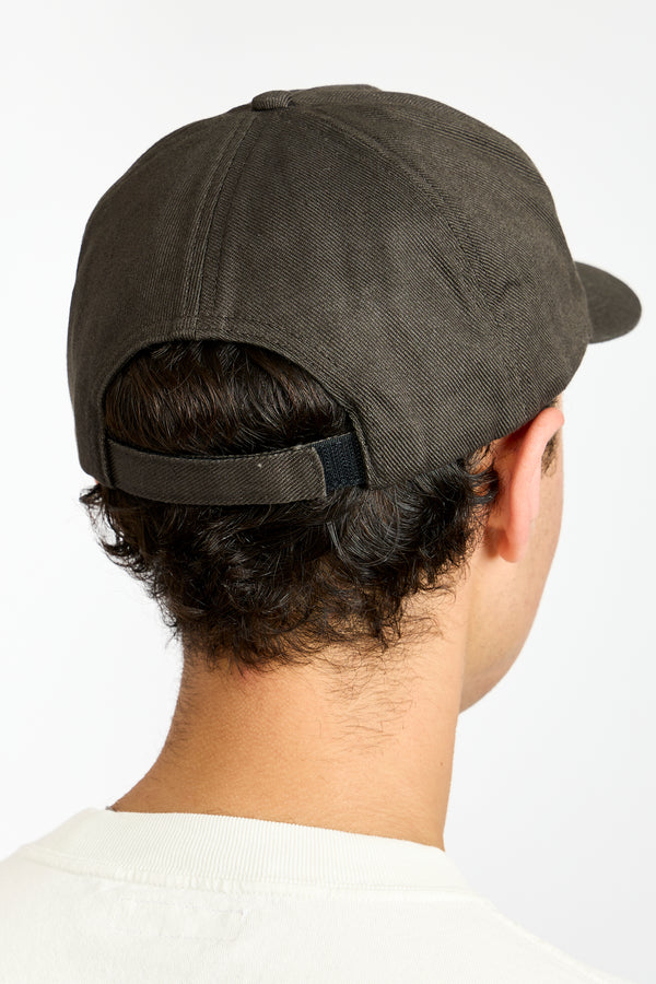 Cap in Tire Black Twill