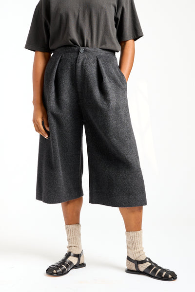 Brushed Frame Shorts in Black Melange