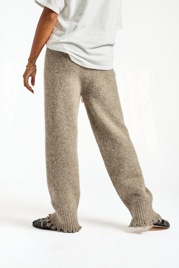 Fray Pants in Rock