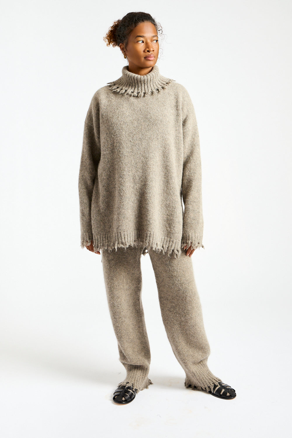 Fray Turtleneck in Rock