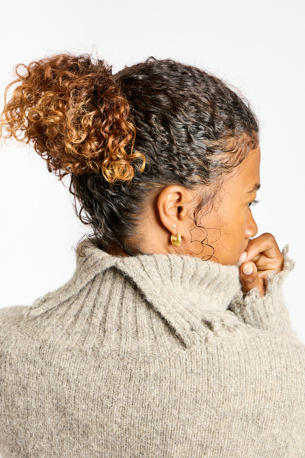 Fray Turtleneck in Rock