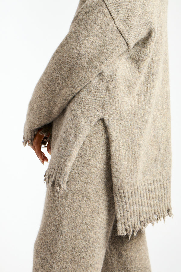 Fray Turtleneck in Rock