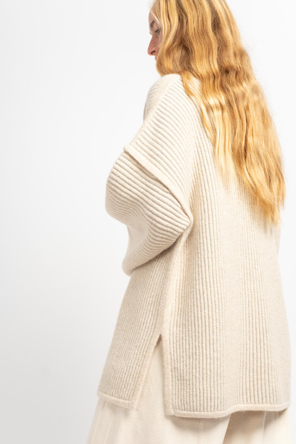 Ottoman Turtleneck in Alabaster