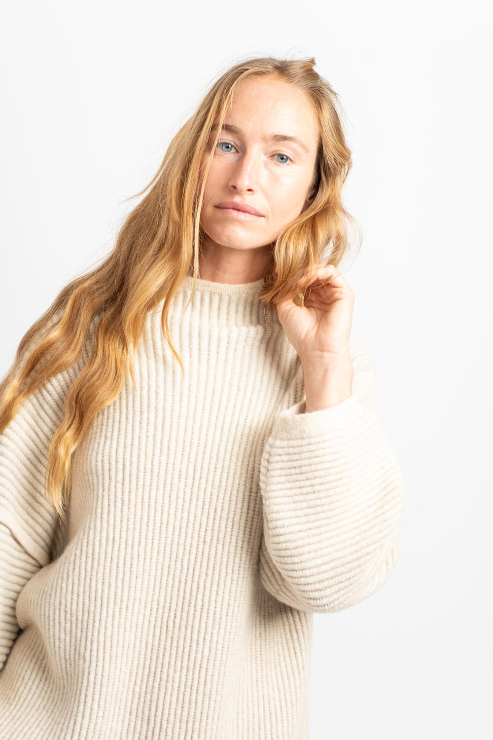 Ottoman Turtleneck in Alabaster