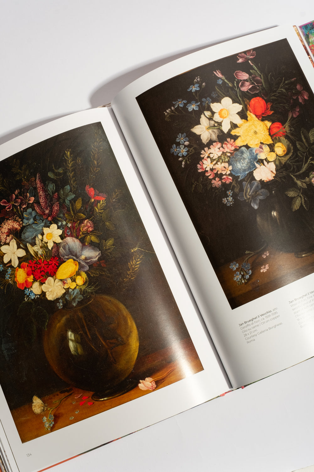 Flowers: From the Renaissance to Artificial Intelligence