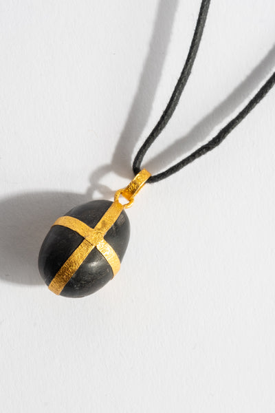 22K Japanese Pebble Pendant