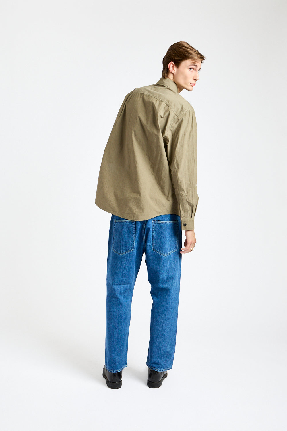 Basic Shirt in Khaki Green
