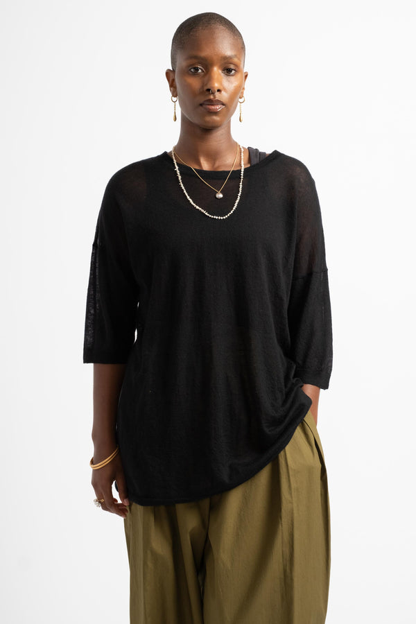 Cashmere Gauze Scoop Neck Tee in Black