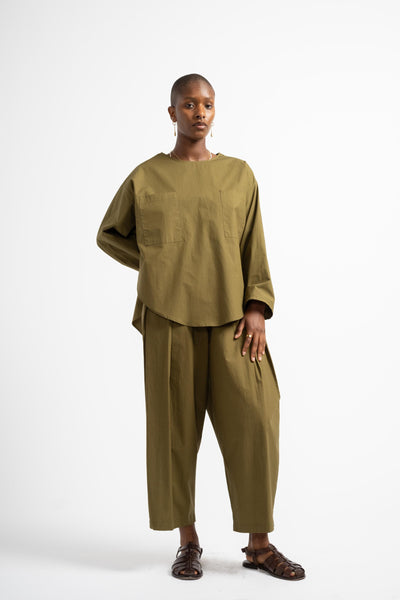 Pocket Popover Top in Army