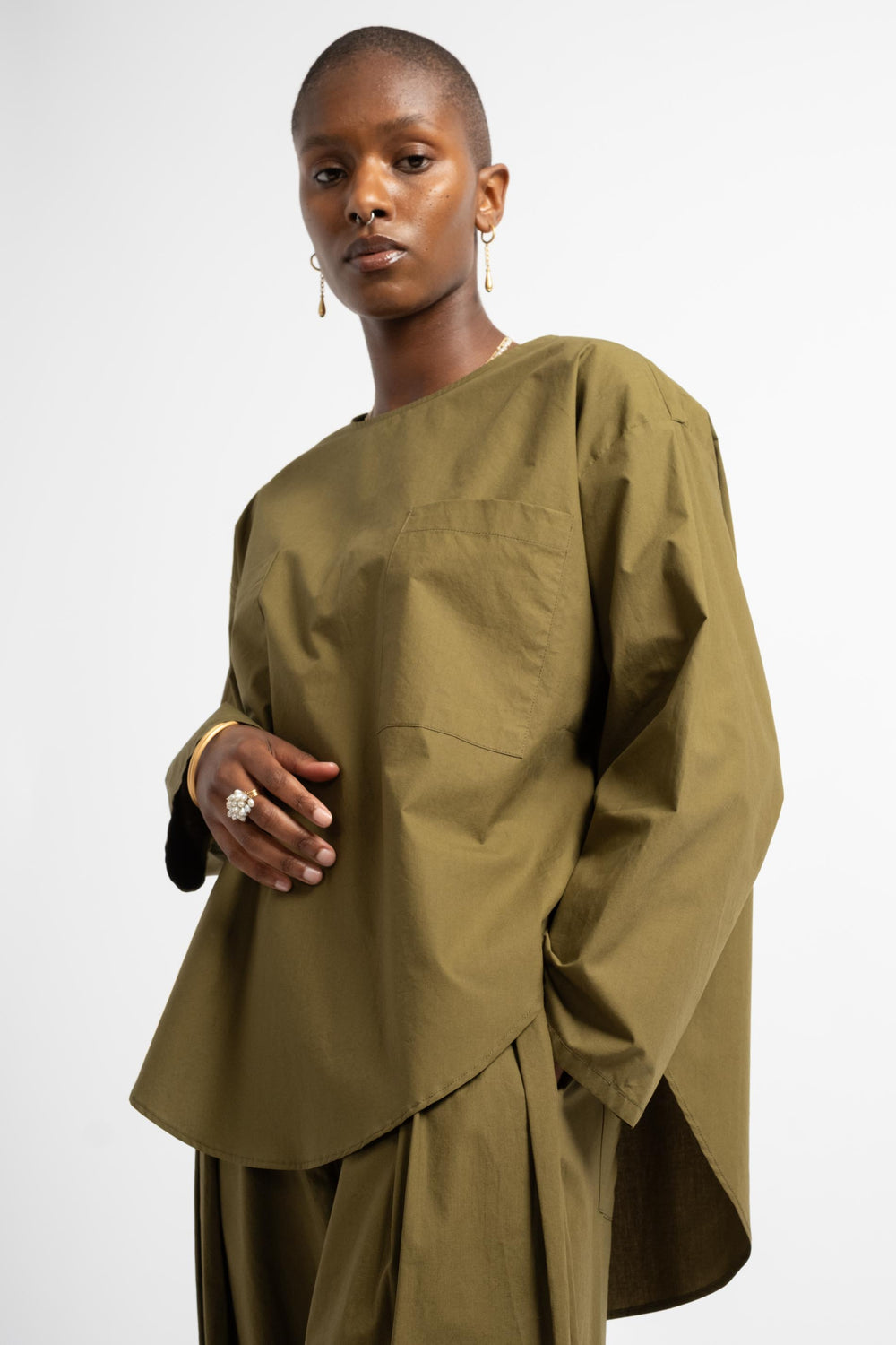 Pocket Popover Top in Army