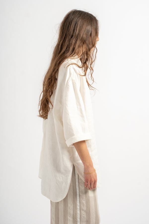 Round Collar 3/4 Sleeve Shirt in Off White