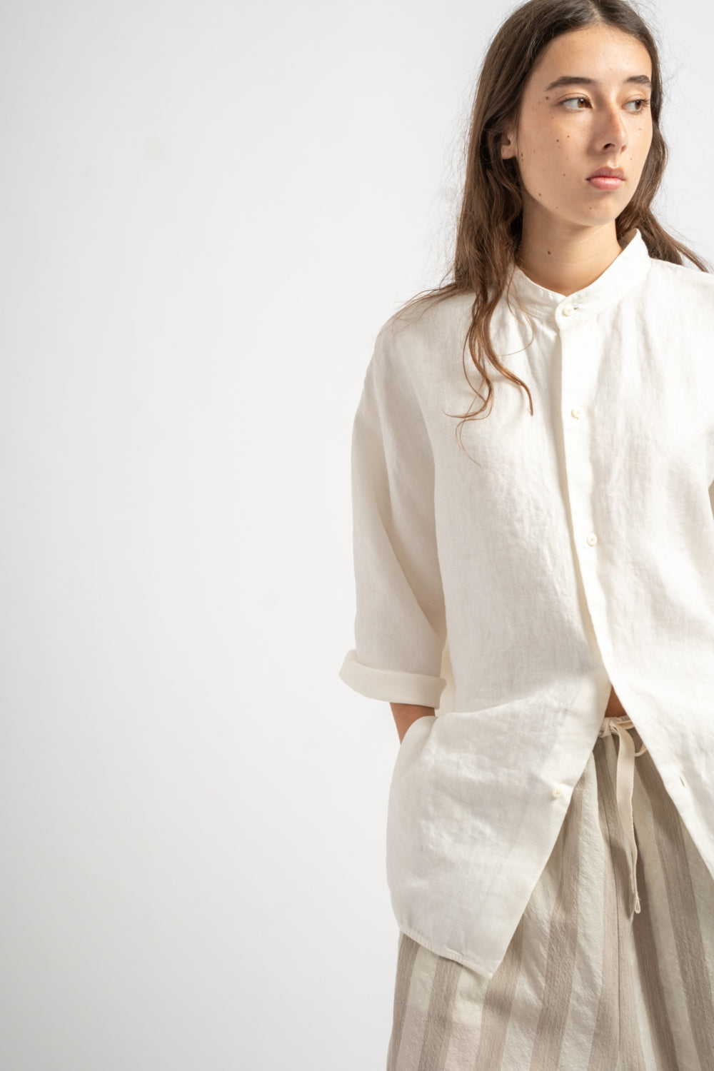 Round Collar 3/4 Sleeve Shirt in Off White
