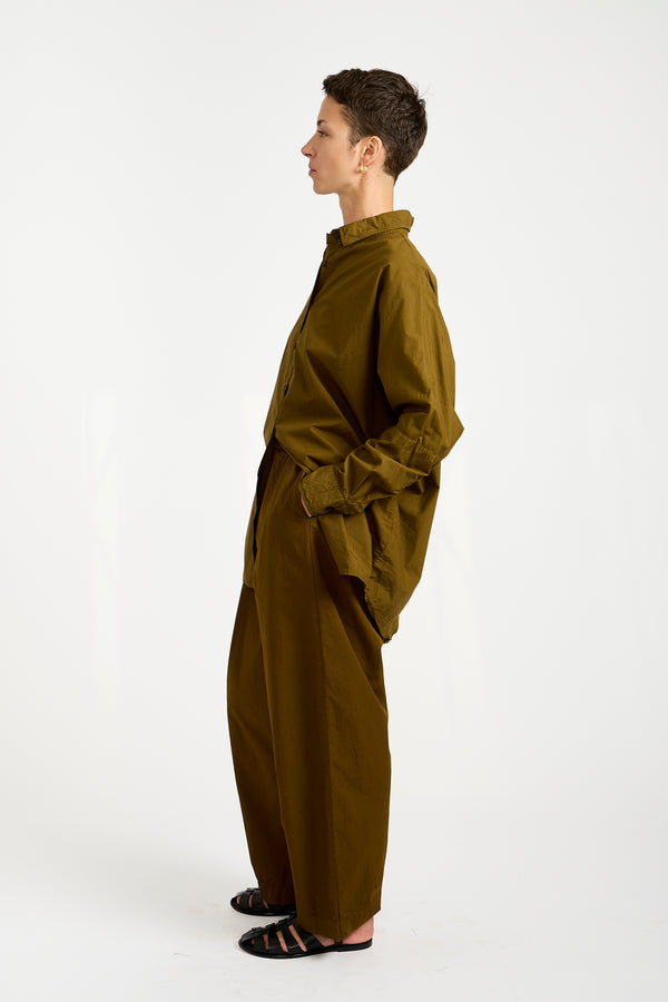 The Elastic Waist Pants in Dark Olive