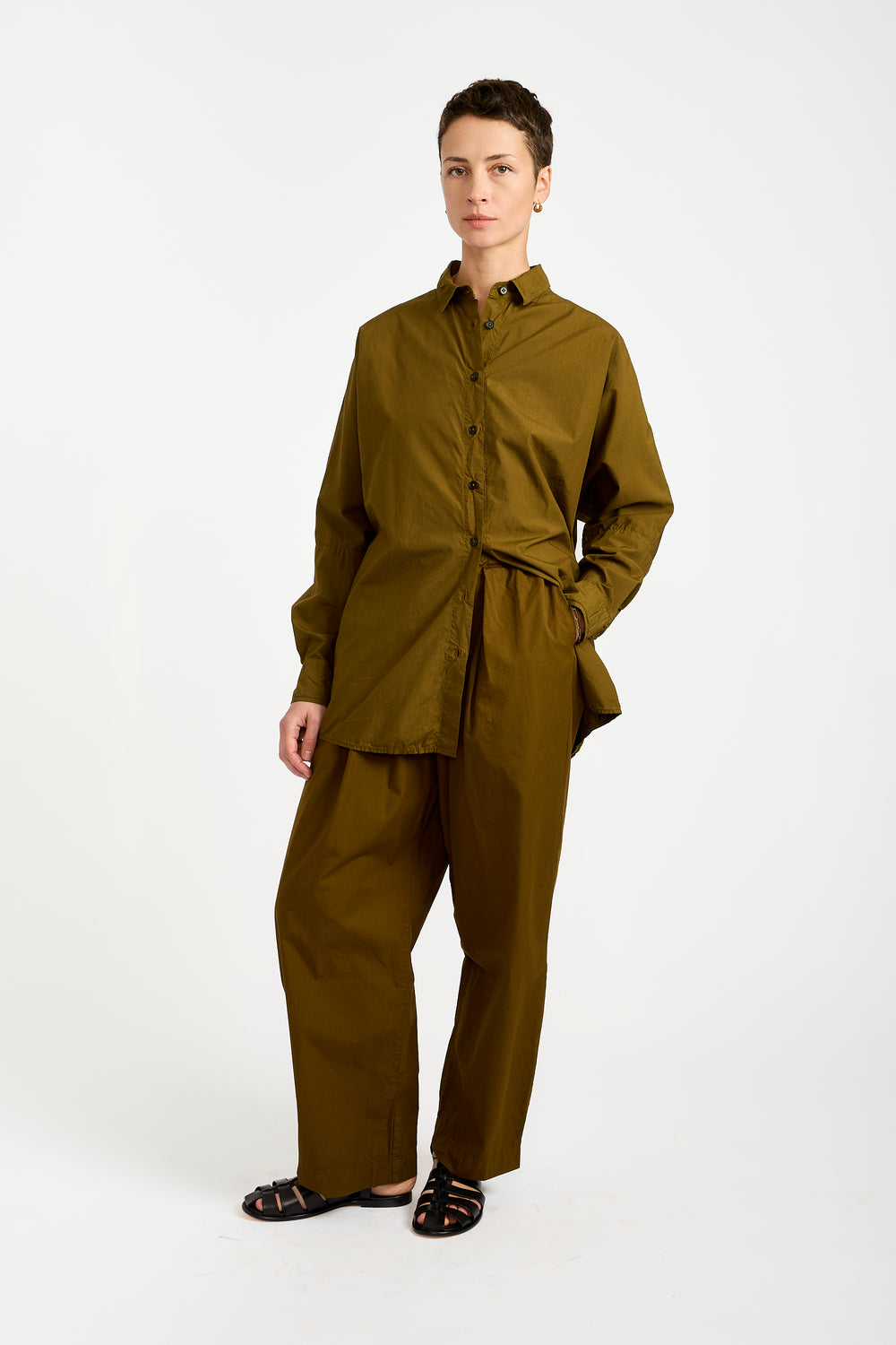 The Elastic Waist Pants in Dark Olive