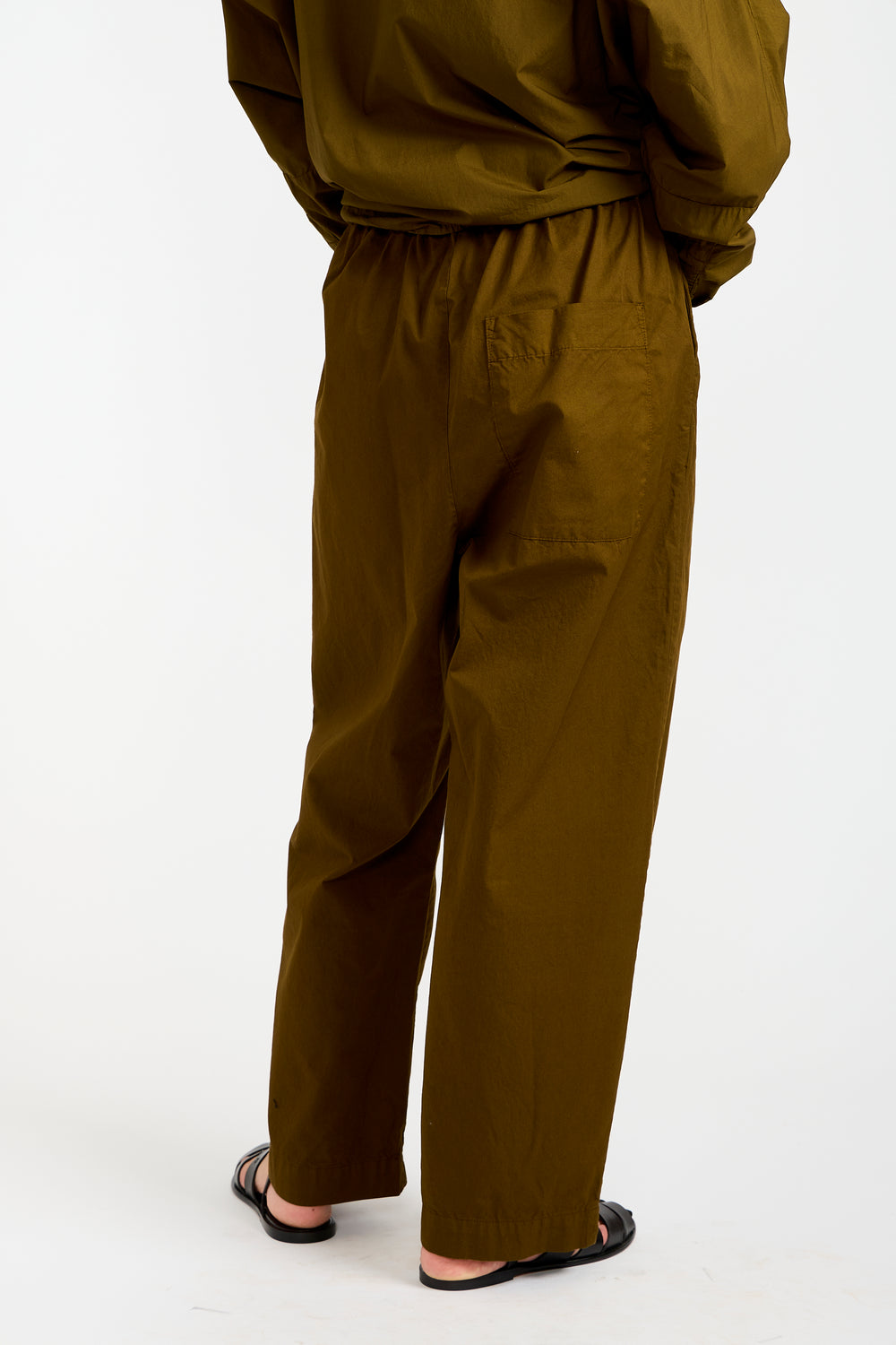 The Elastic Waist Pants in Dark Olive