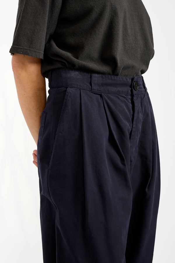 The Pleated Pants in Dark Navy
