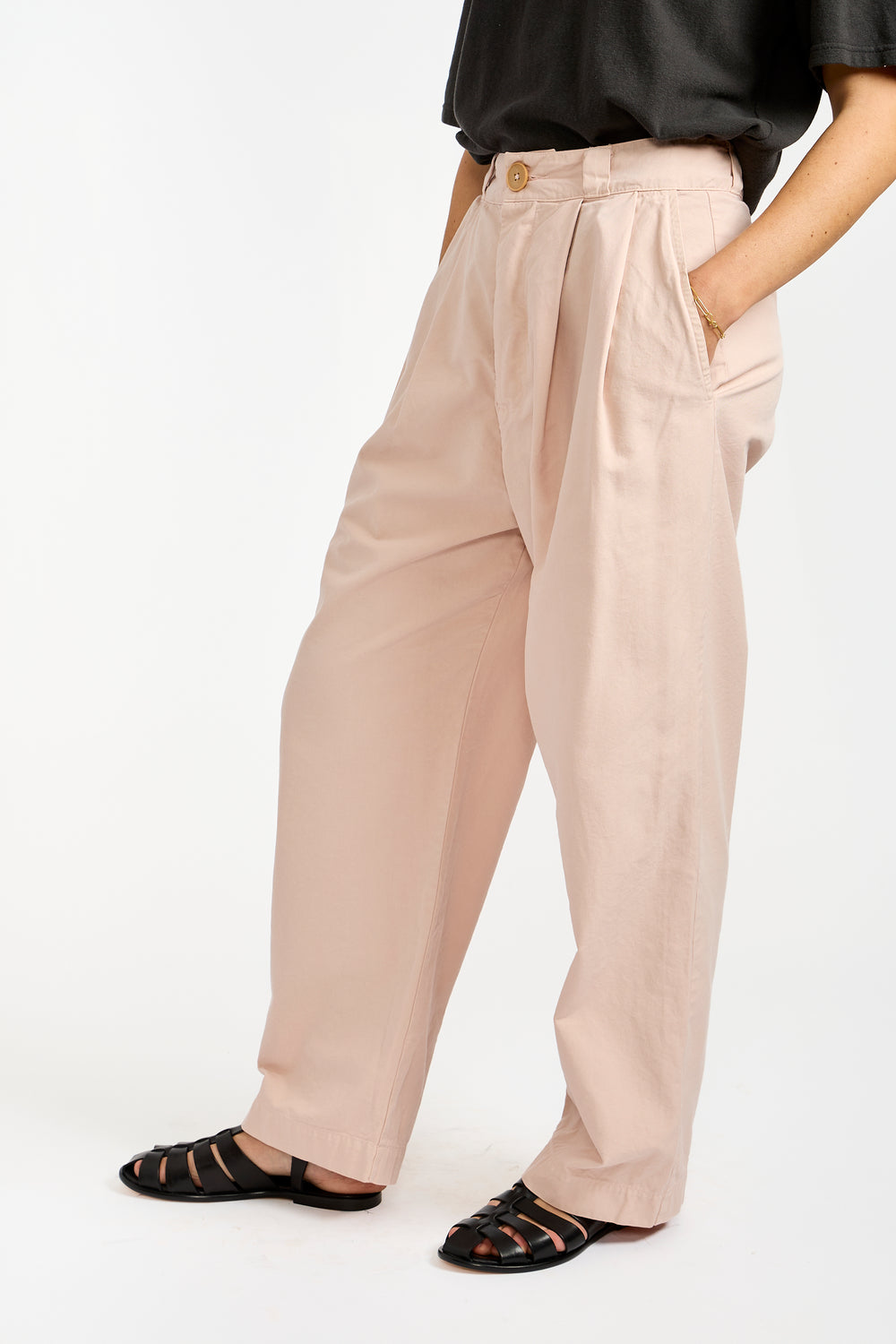 The Pleated Pants in Dusty Pink