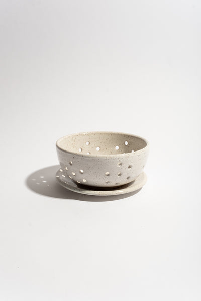 Small Berry Bowl in White