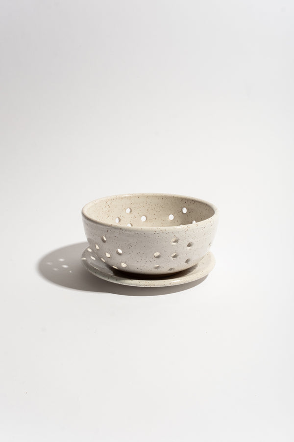 Small Berry Bowl in White
