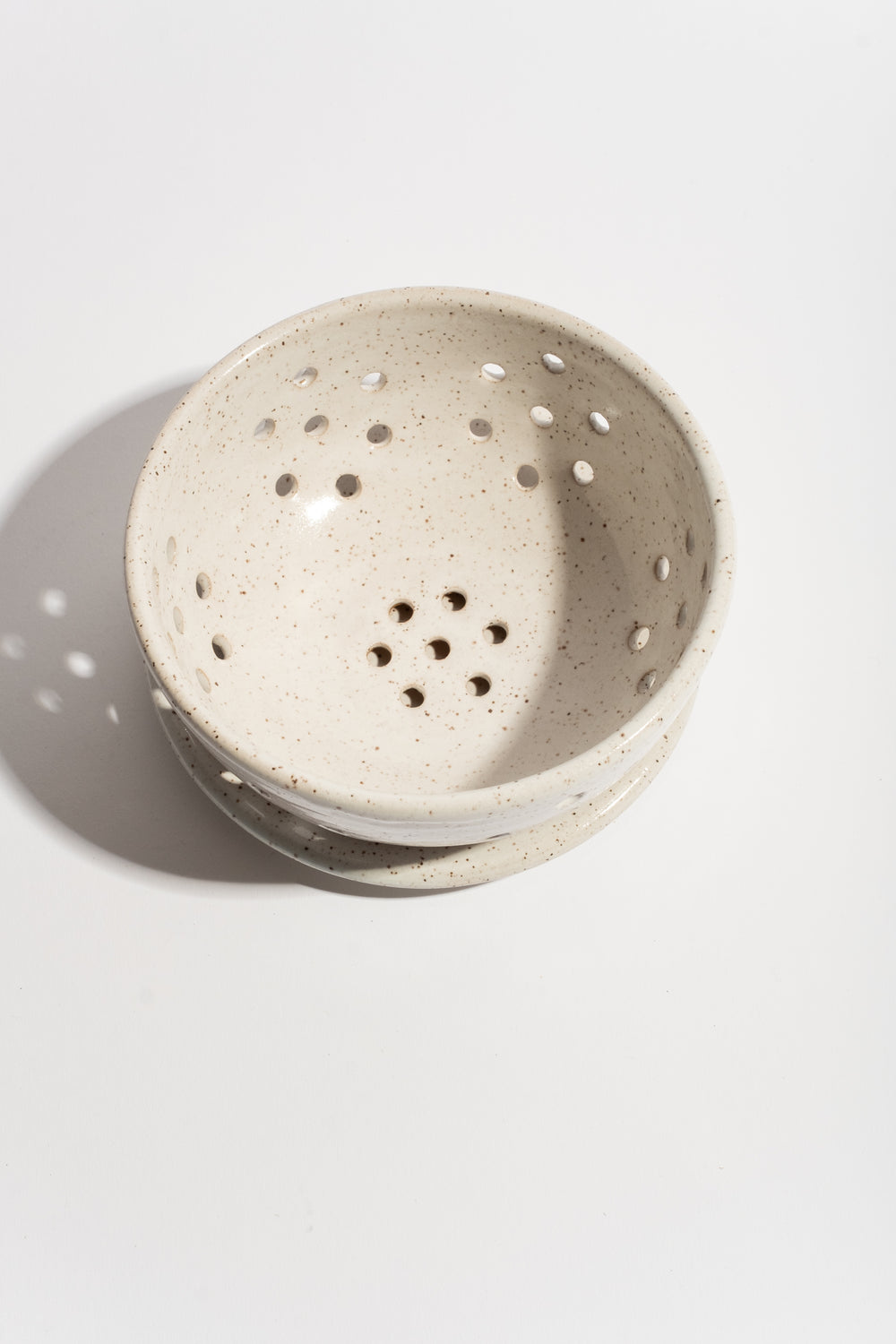 Small Berry Bowl in White