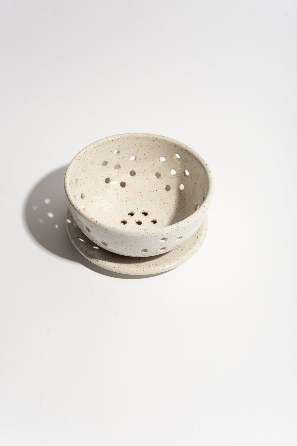 Small Berry Bowl in White