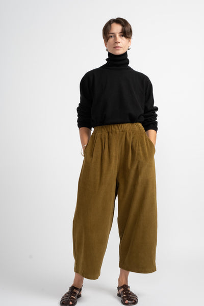 Black Crane Corduroy Wide Pants in Dark Olive