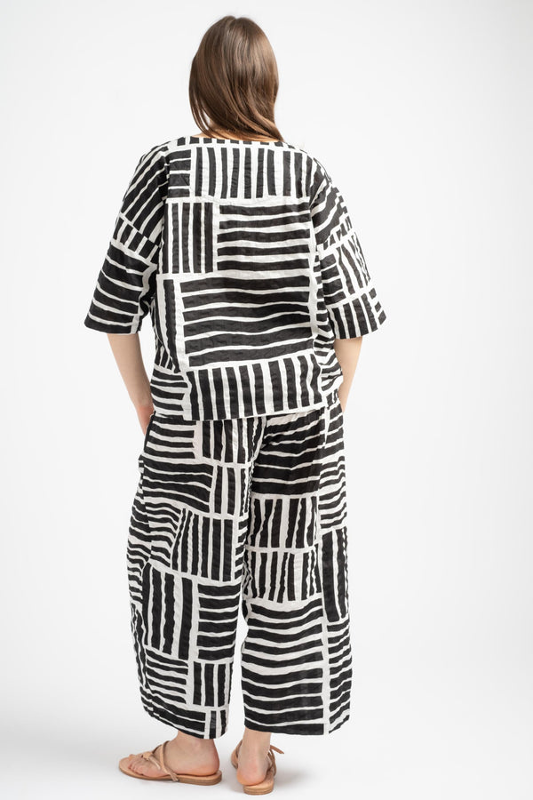 Wide Pants in Black Print
