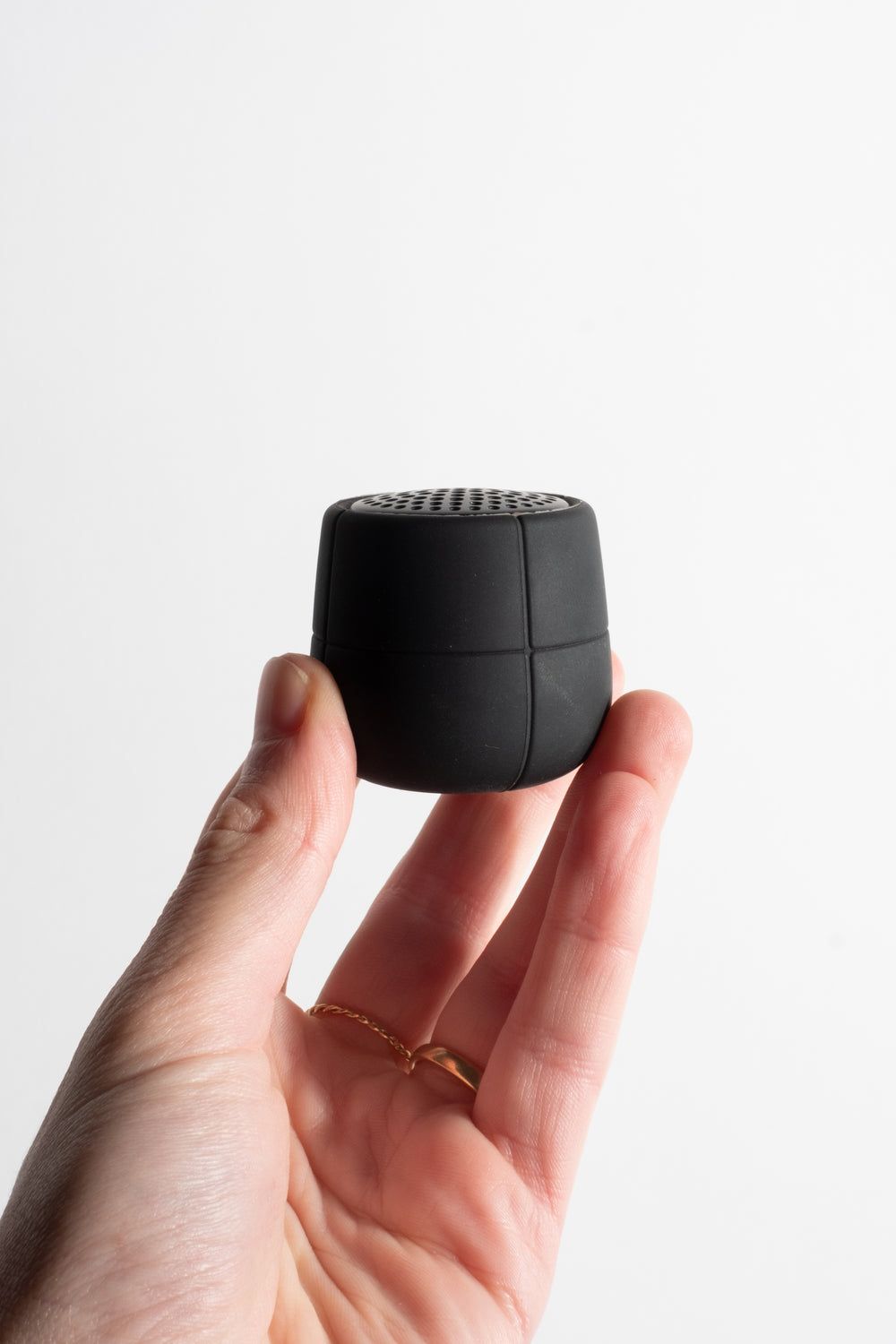 Waterproof Bluetooth Speaker in Black